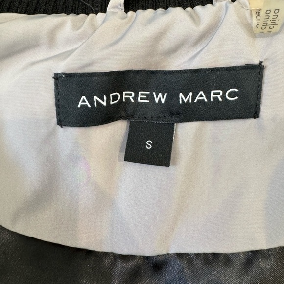 Andrew Marc Gray Zip Up Sleeveless Quilted Vest Women’s Vest - Picture 3 of 6